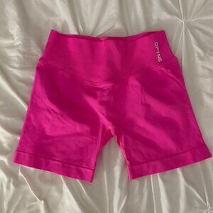 DFYNE Impact Shorts – Bright Fuchsia (4.5”)